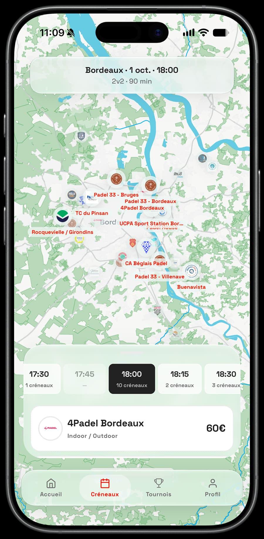 Écran iPhone de padelspot avec la carte des clubs et les créneaux disponibles